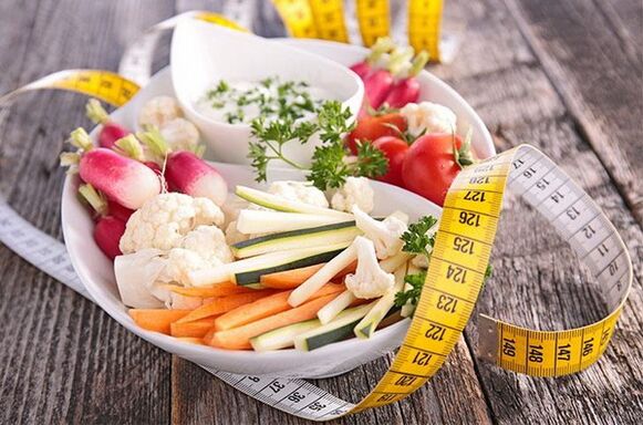 Aktif kömür ile iki haftalık diyetin diyetindeki sebzeler